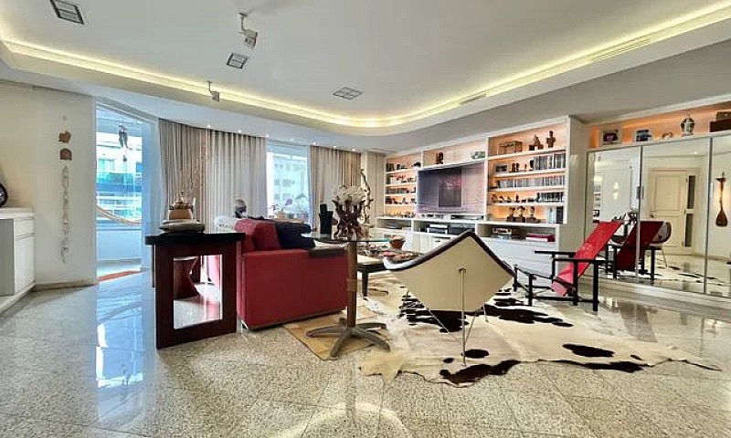 Amplo Apartamento Co...
