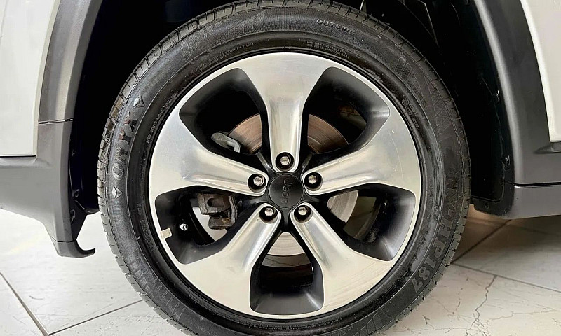 Jeep Compass Longitu...