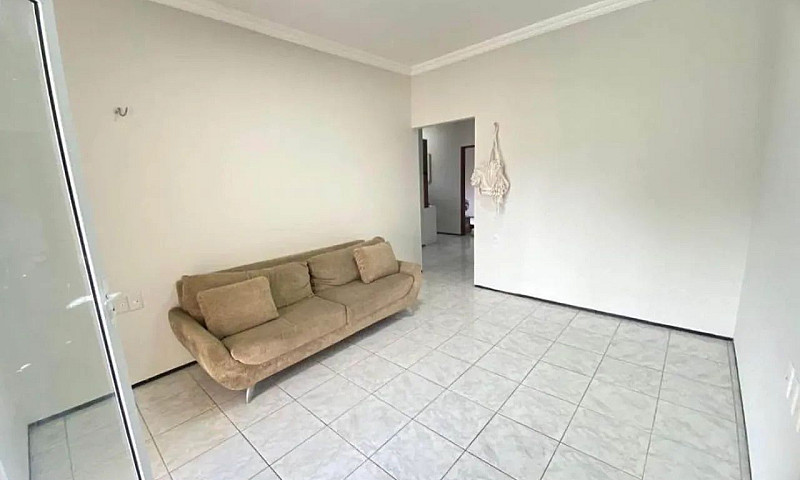Casa Padrão À Venda ...