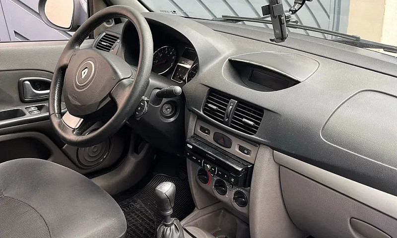 Renault Symbol Privi...