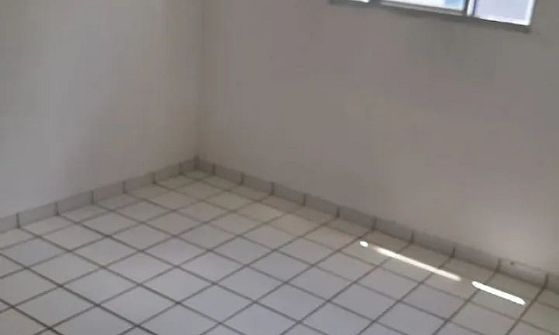 Aluga-Se Apartamento...