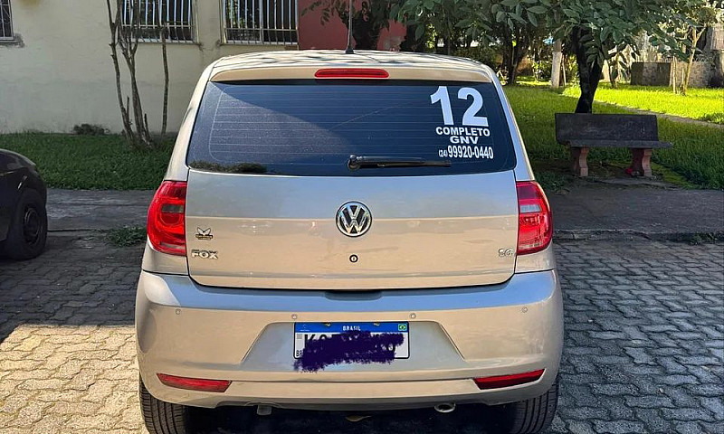 Volkswagen Fox 1.6 M...