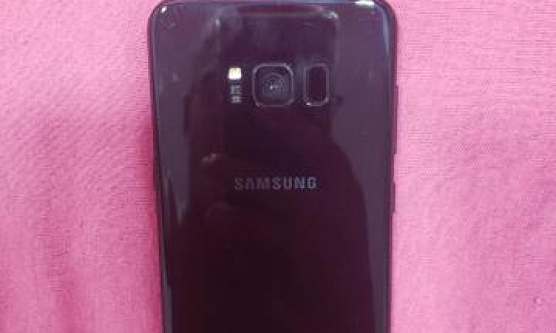 S8 Plus Muito Novo...