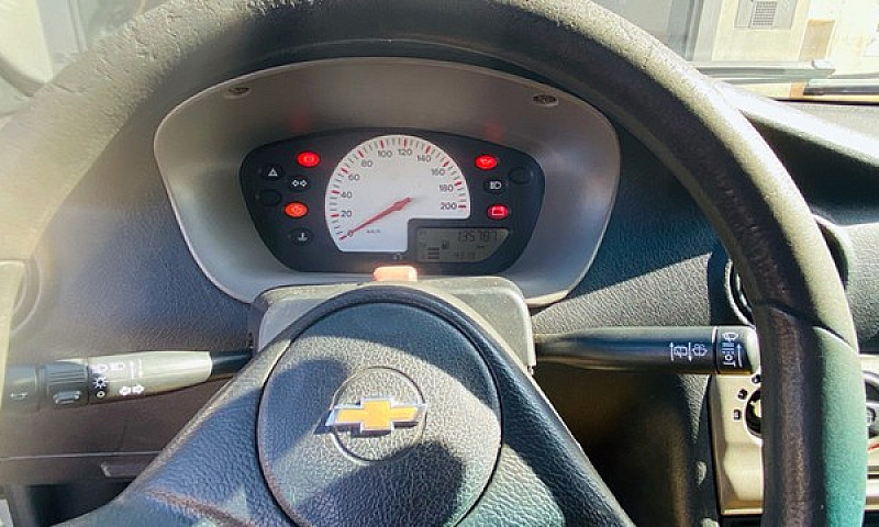 Celta 1.0 Chevrolet...