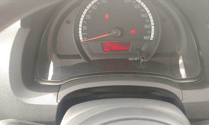 Volkswagen Up 1.0 Mp...