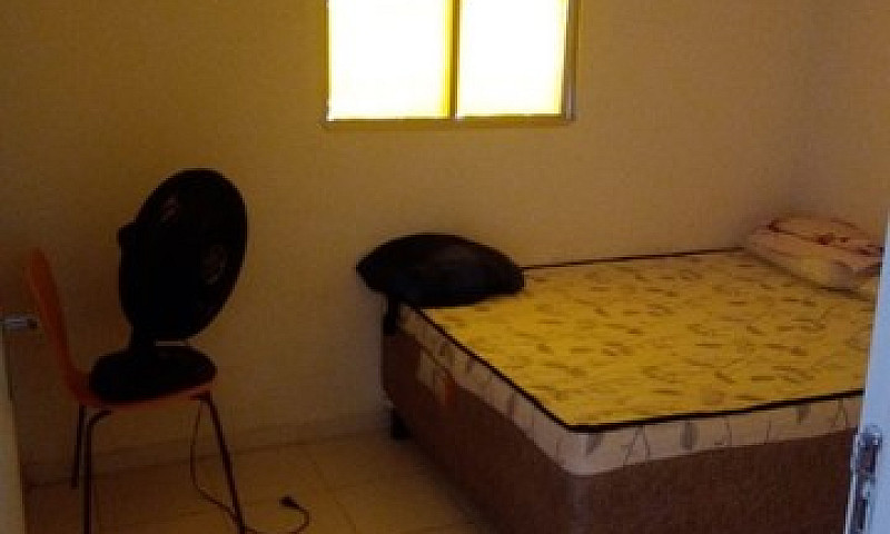 Casa Com Piscina Pró...