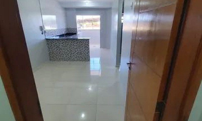Alugo Apartamento 03...