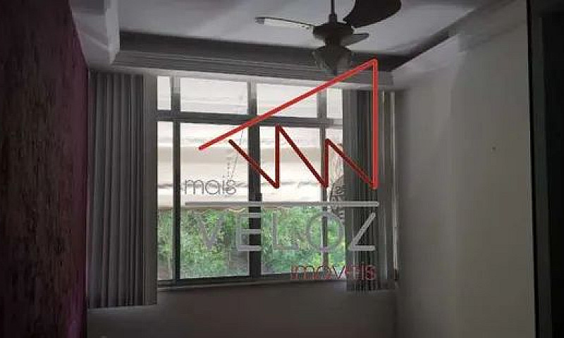 Apartamento-À Venda-...
