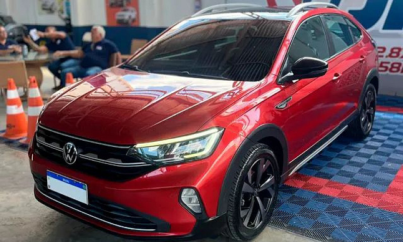 Volkswagen Nivus Hig...