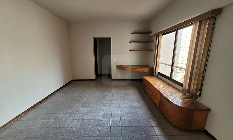 Casa À Venda No Bair...