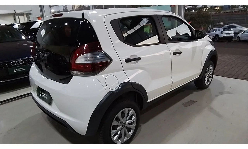 Fiat Mobi Like On 1....