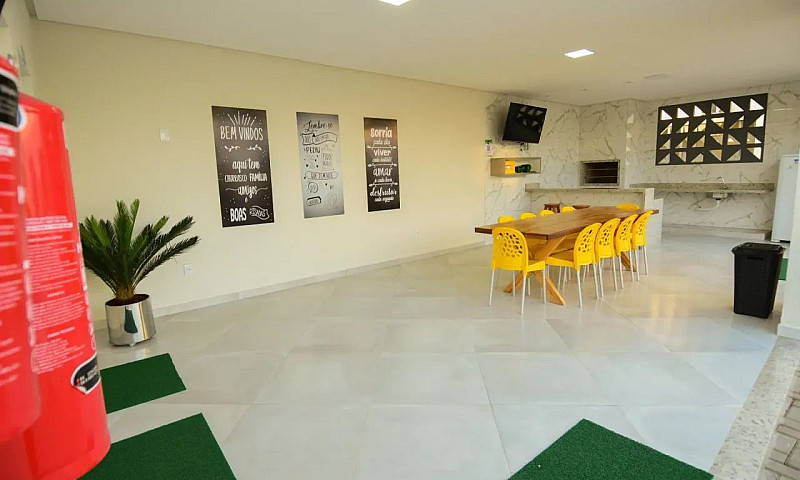 Apartamento 2/4 Mobi...