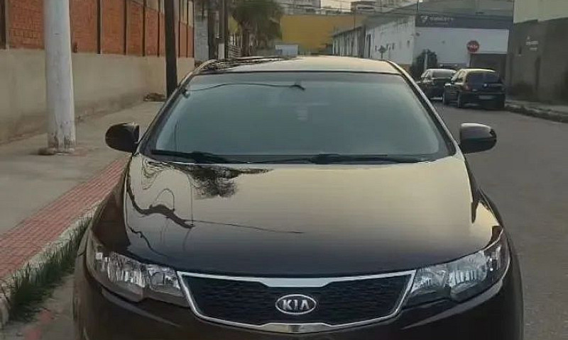 Kia Motors Cerato 1....