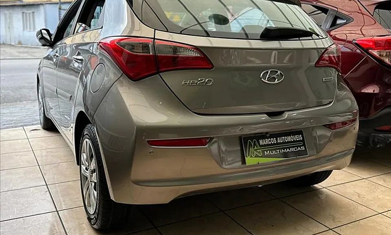 Hyundai Hb20 C.style...