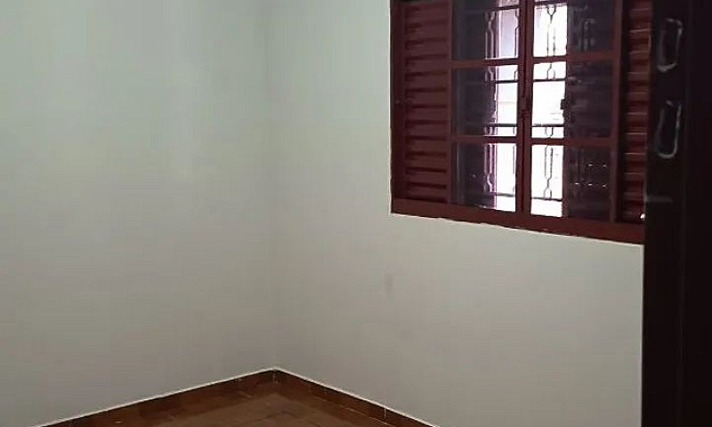 Alugo Casa Edícula ...