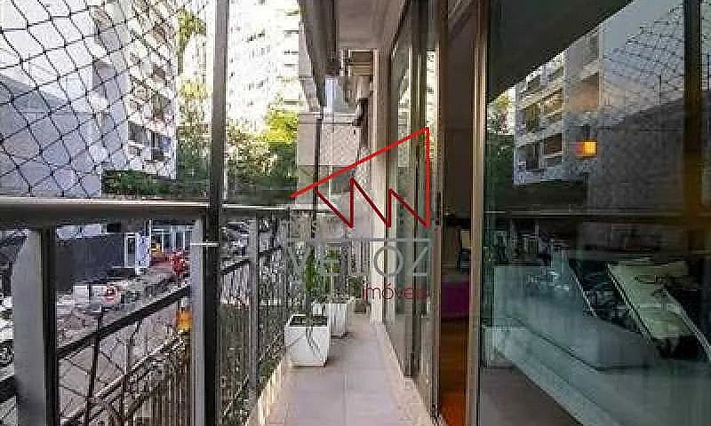 Apartamento-À Venda-...