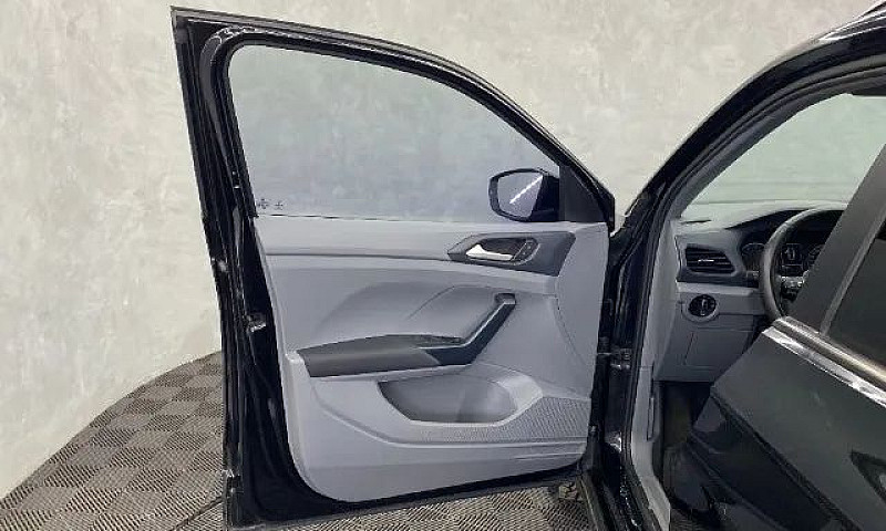 Volkswagen T-Cross 1...