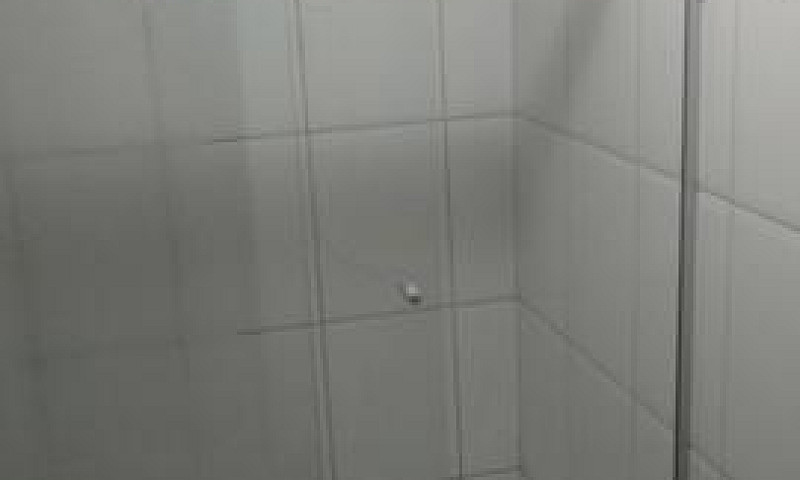 Aluga-Se 1 Quarto Em...