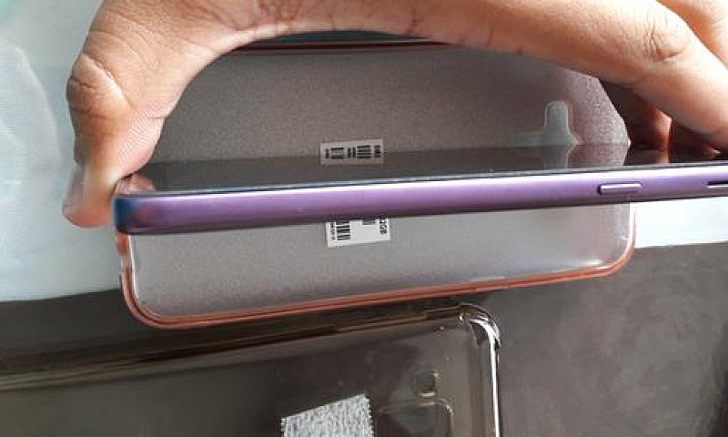 Samsung J6 Violeta 3...
