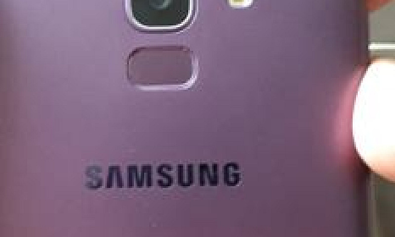 Samsung J6 Violeta 3...