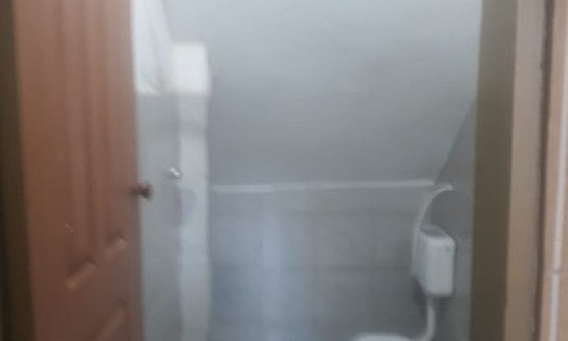 Aluga-Se Kitnet No M...