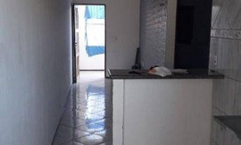 Casa Com 2 Dormitóri...
