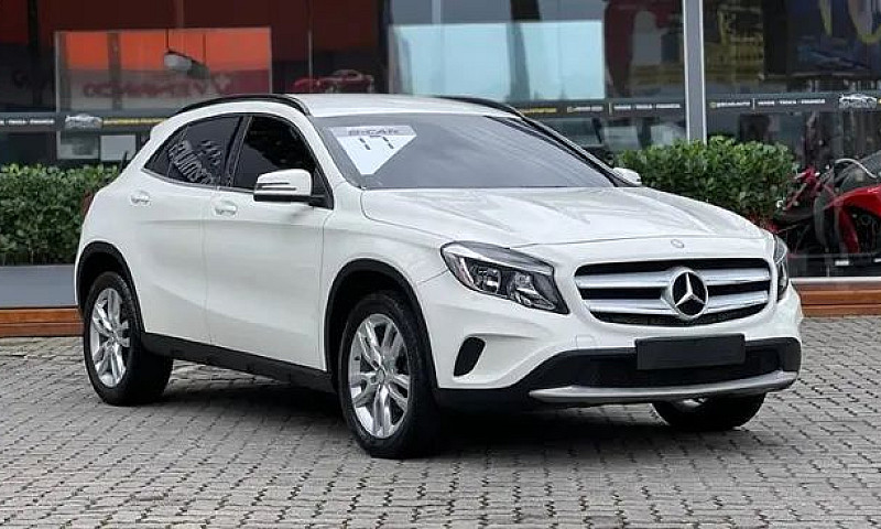 Mercedes Benz Gla 20...