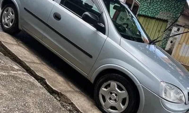 Vendo Corsa Sedan 20...