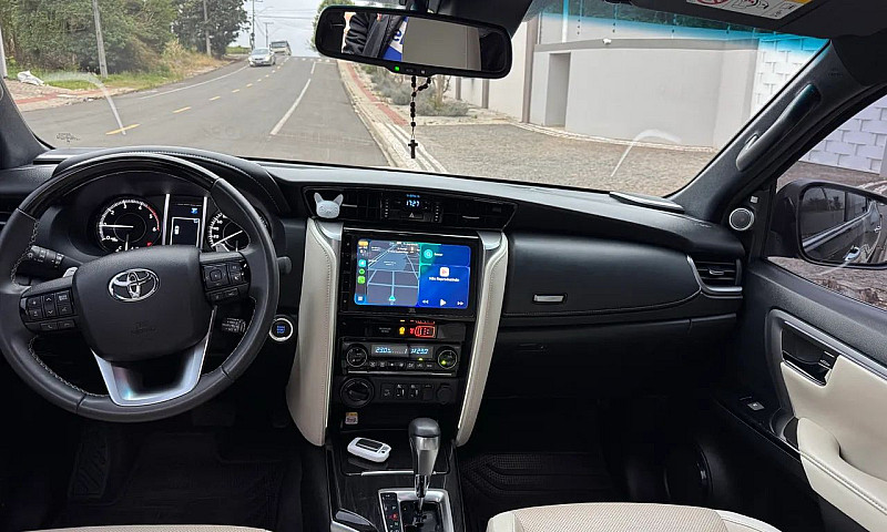 Toyota Hilux Sw4 Dia...