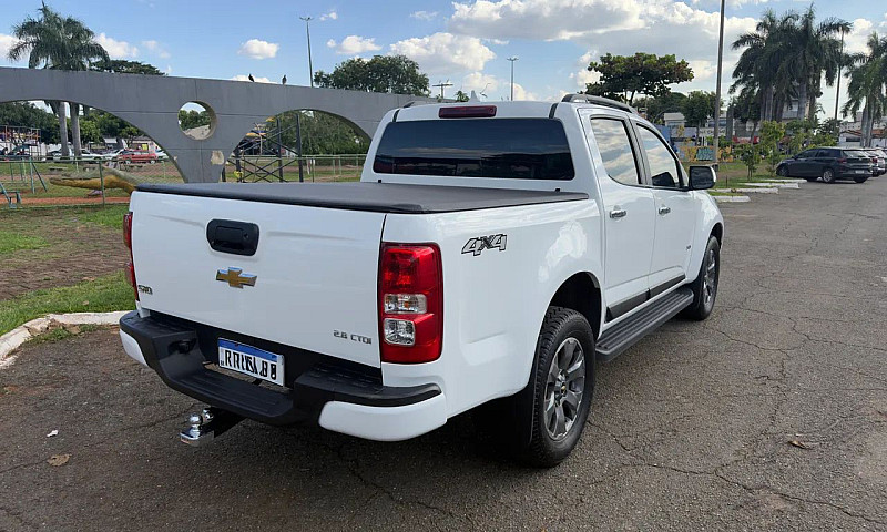 Chevrolet S10 Pick-U...