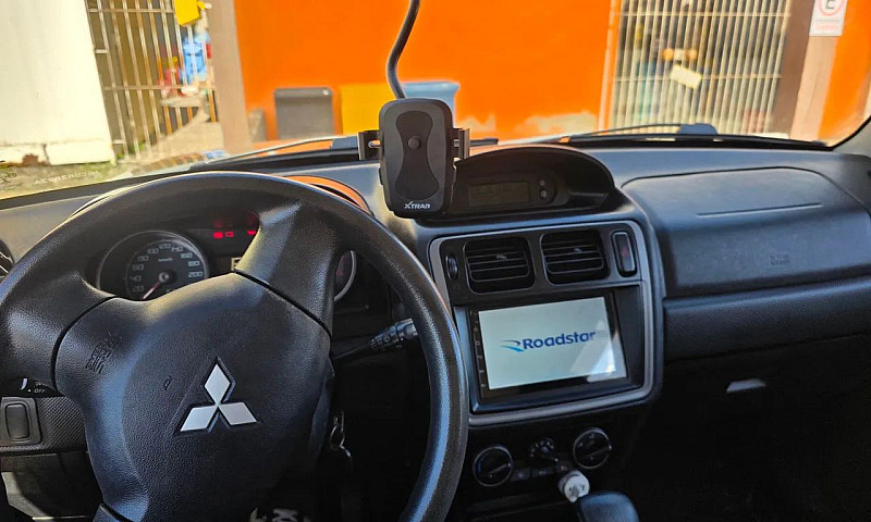 Mitsubishi Pajero Tr...