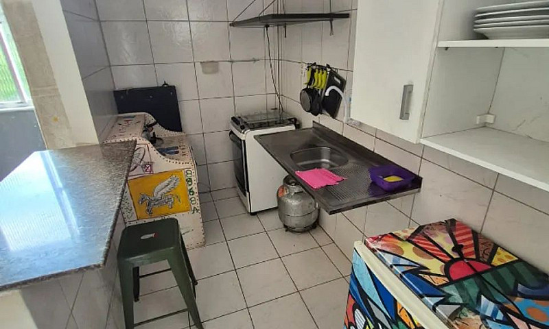 Alugo Apt De 1/4 Mob...