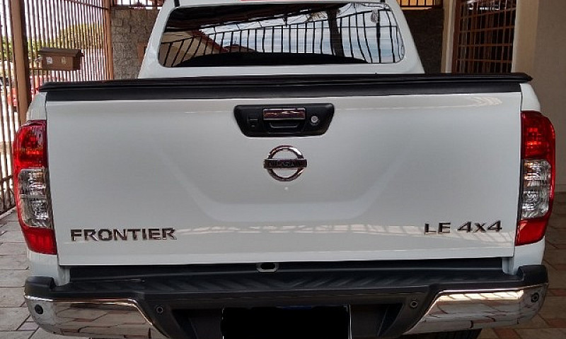 Nissan Frontier Le 2...