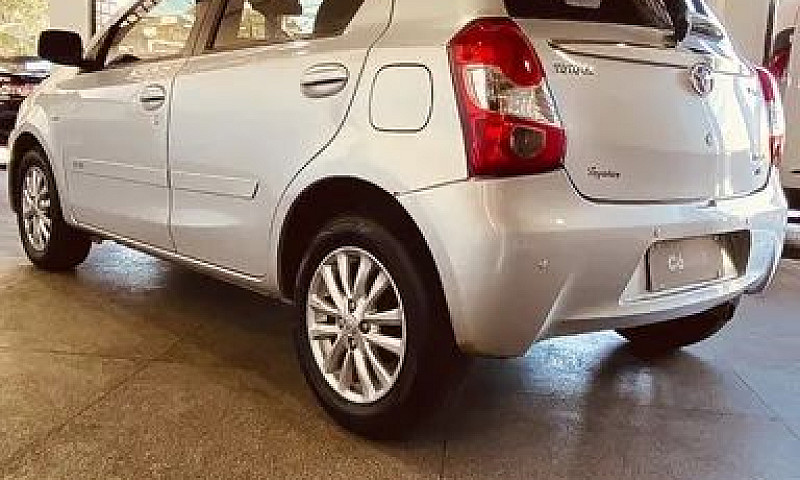Toyota Etios Xls 1.5...