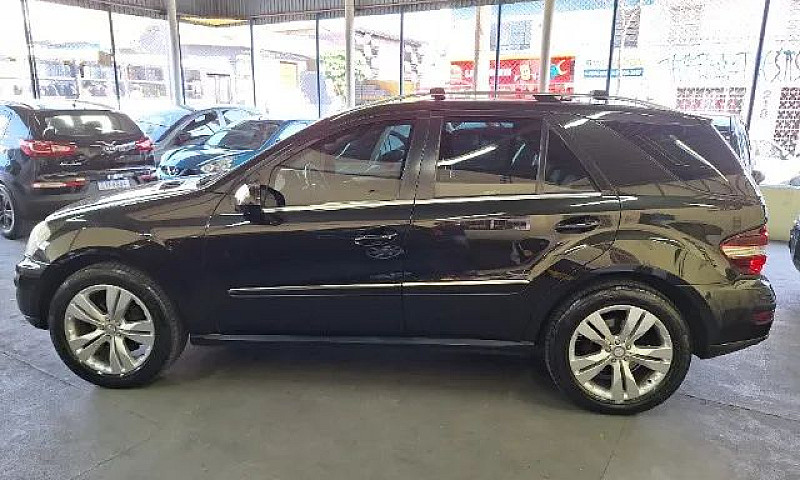 Mercedes-Benz Ml-350...