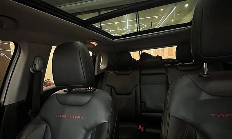 Jeep Compass Trailha...