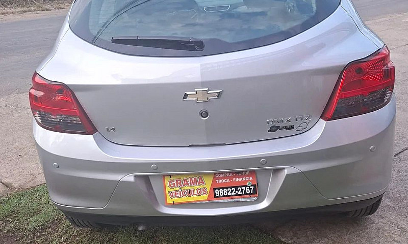 Chevrolet Onix Hatch...