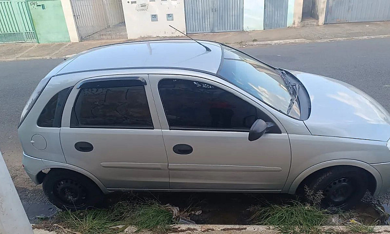 Chevrolet Corsa Hat....