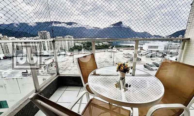 Apartamento À Venda ...