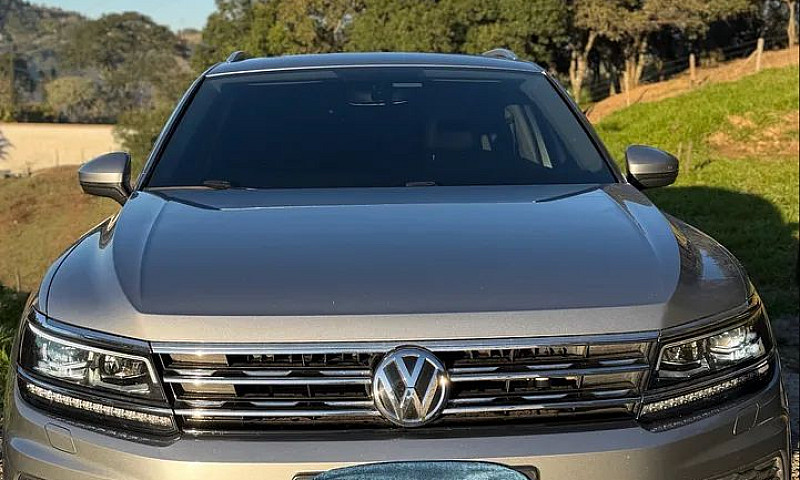 Volkswagen Tiguan Al...