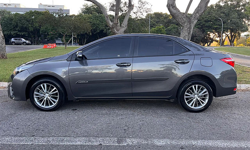 Toyota Corolla Xei 2...