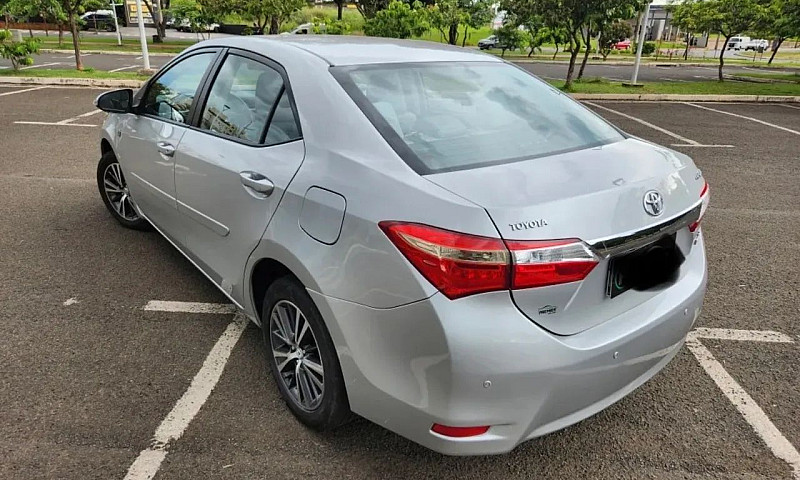 Toyota Corolla Xei 2...