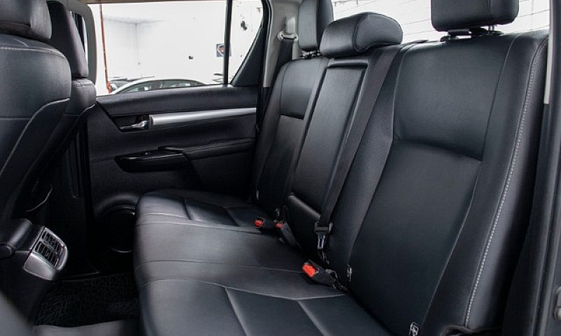 Toyota Hilux Cd Srx ...