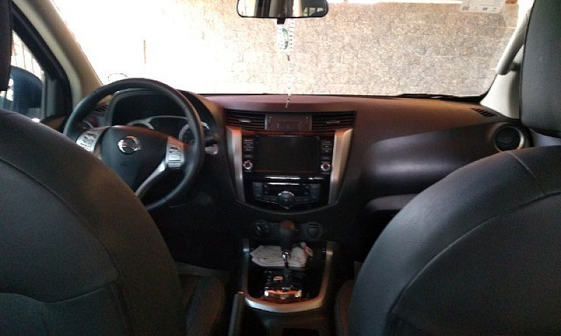 Nissan Frontier Le 2...