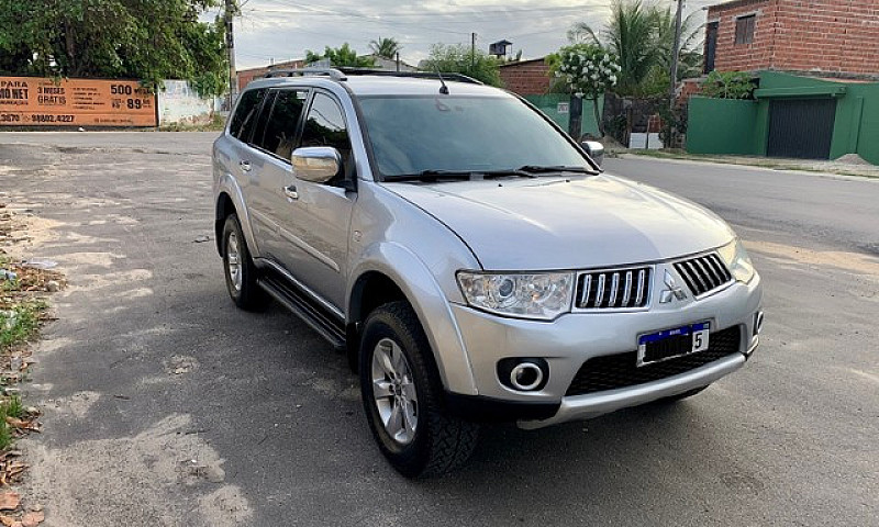 Pajero Dakar Hpe 201...