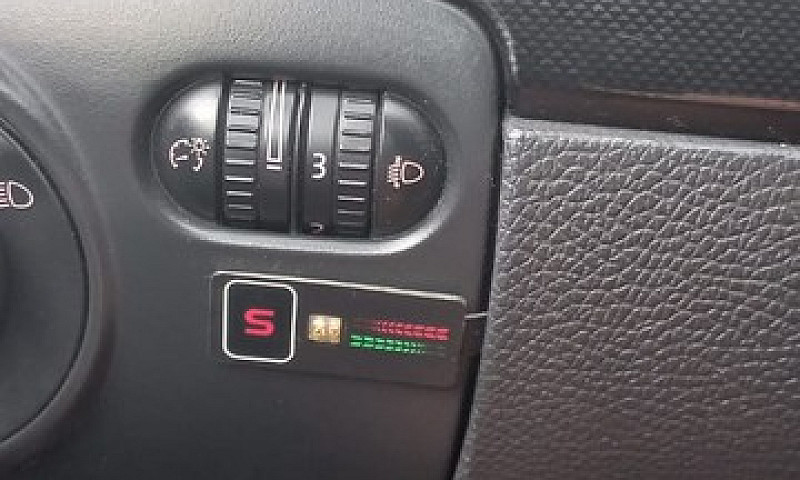 Jetta R-Line 2.5 Var...