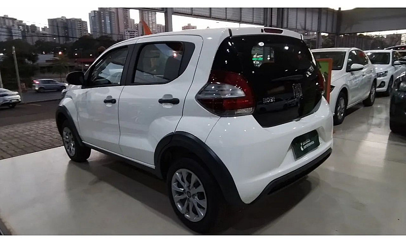 Fiat Mobi Like On 1....