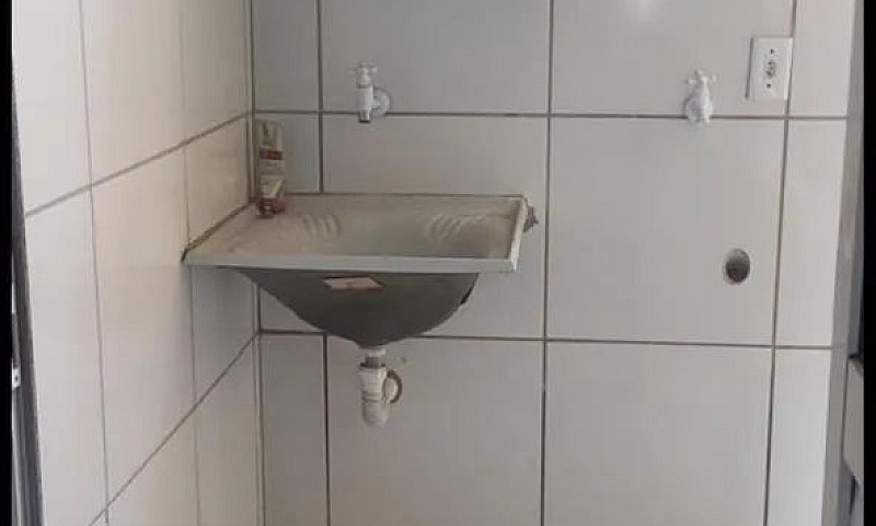 Vende-Se Casa No Gua...