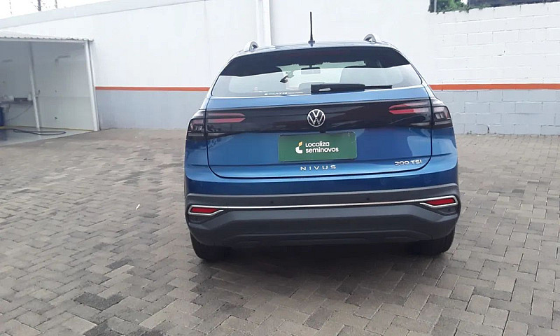 Volkswagen Nivus Com...