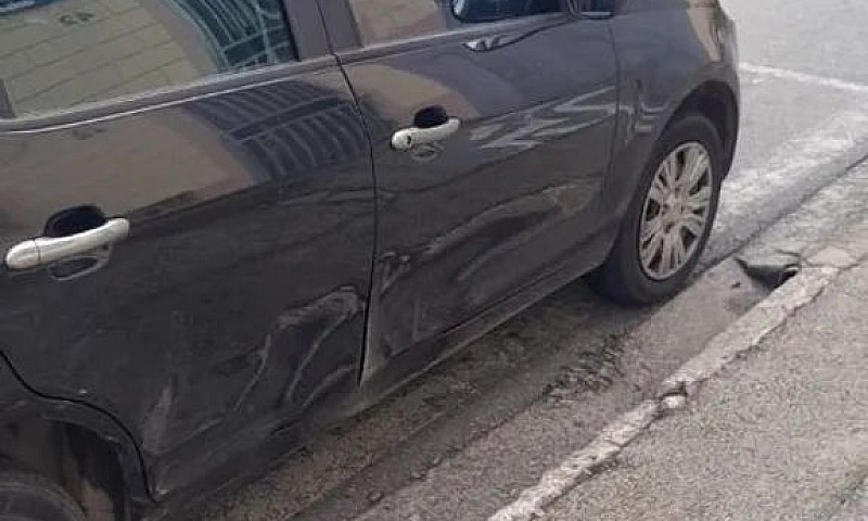 Fiat Palio Attractiv...